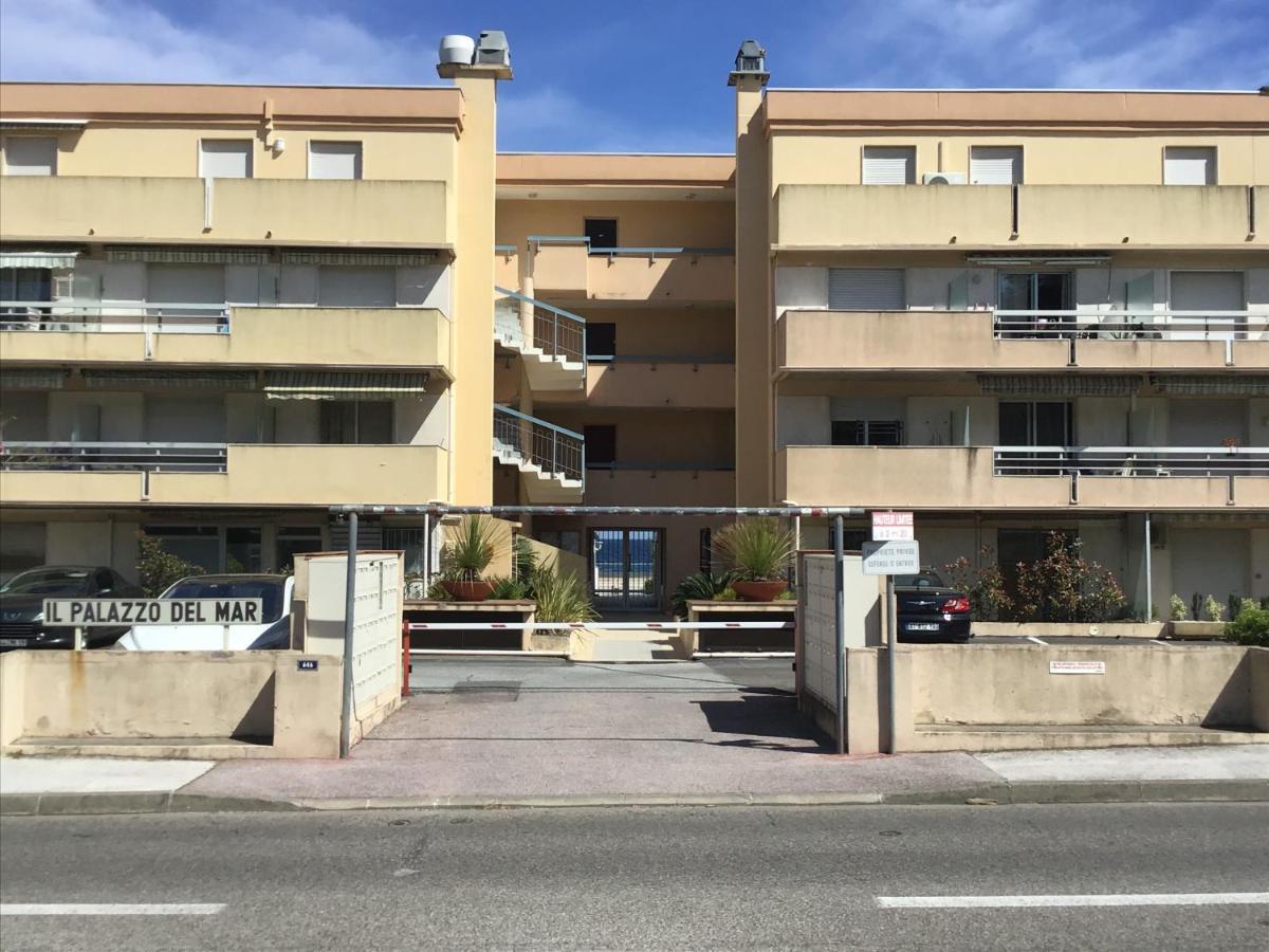 Studio 207-Front De Mer Parking Prive Cavalaire-sur-Mer Ngoại thất bức ảnh