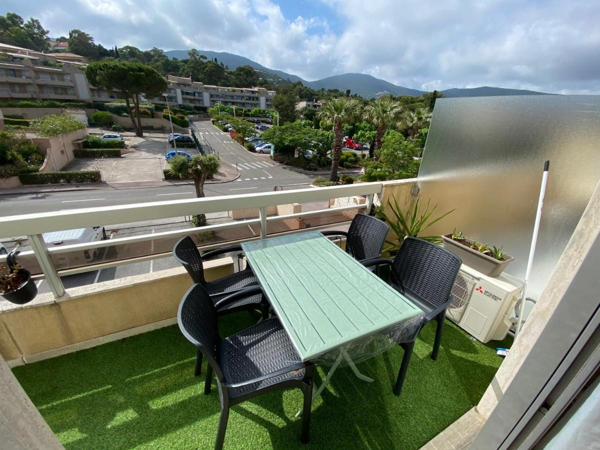 Studio 207-Front De Mer Parking Prive Cavalaire-sur-Mer Ngoại thất bức ảnh